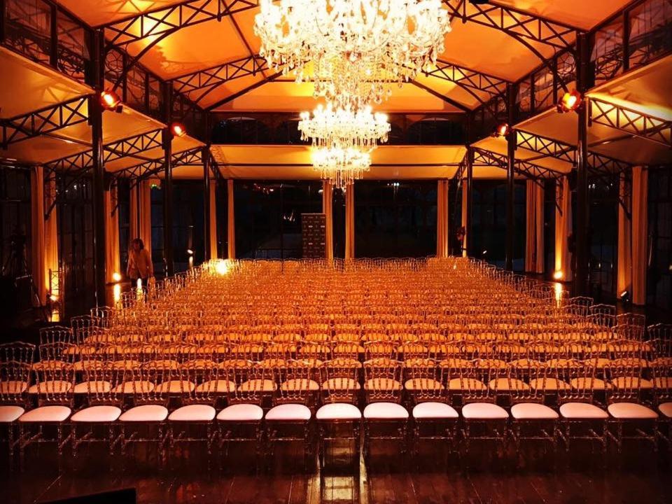 เลอ โดแมน เดอ มงเชฟเรย Hotel Fresneaux-Montchevreuil ภายนอก รูปภาพ